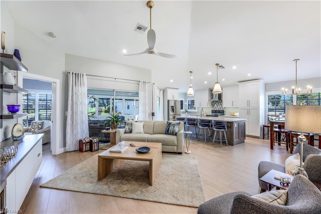 20822 Country Barn DR