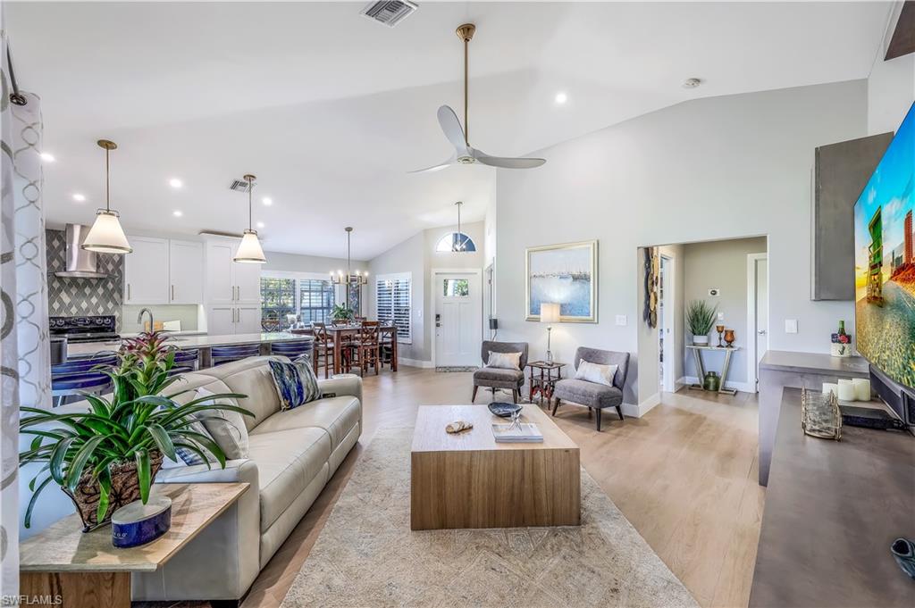 20822 Country Barn DR