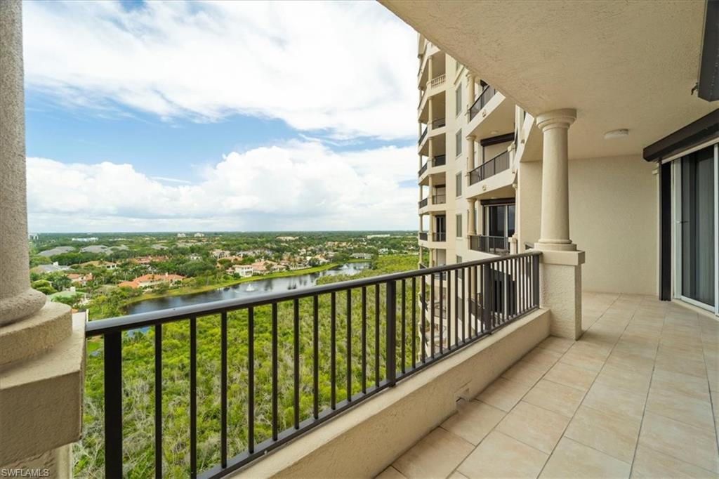 TRIESTE AT BAY COLONY - Residential