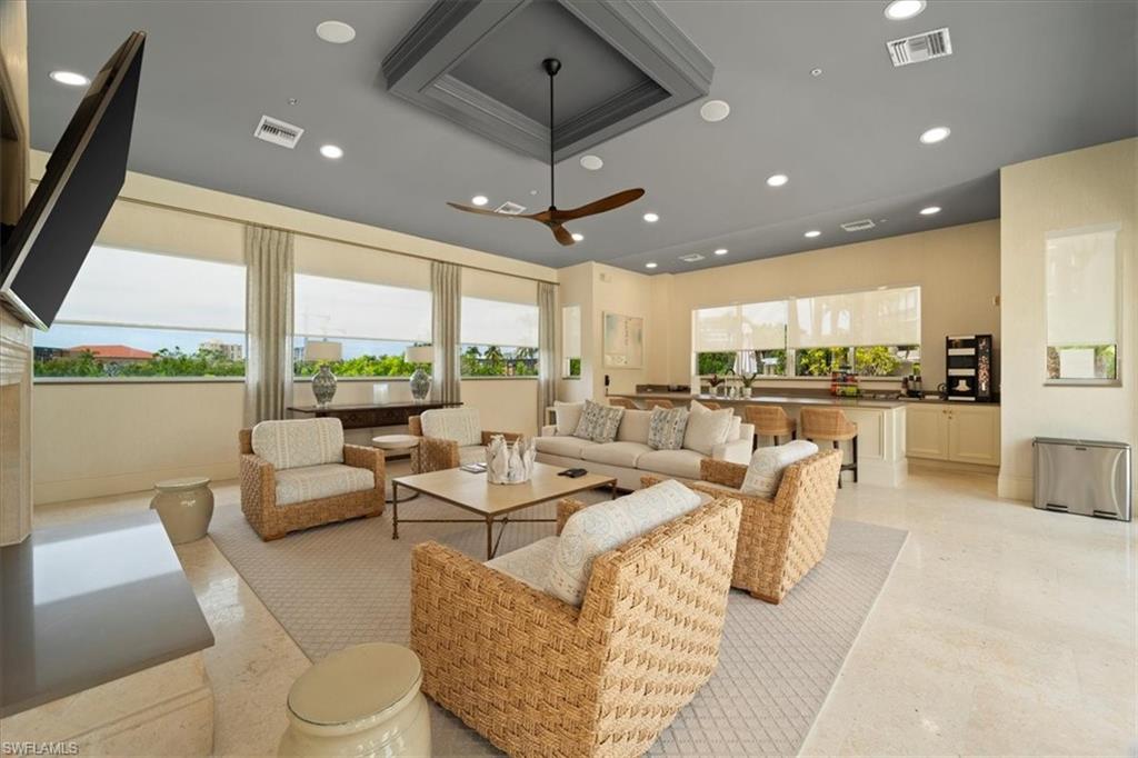 TRIESTE AT BAY COLONY - Residential