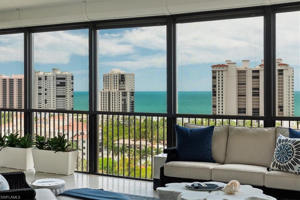 TRIESTE AT BAY COLONY - Residential