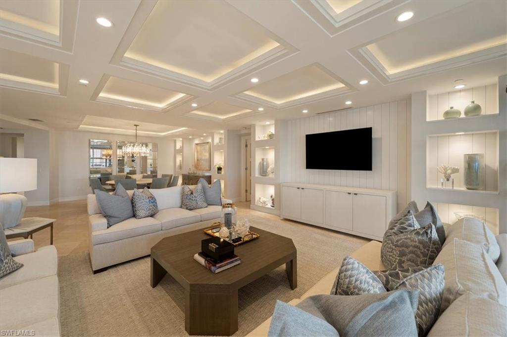 TRIESTE AT BAY COLONY - Residential