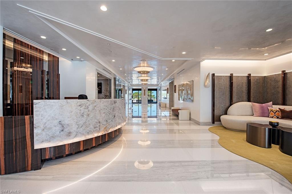 WINDSOR AT BAY COLONY - Residential