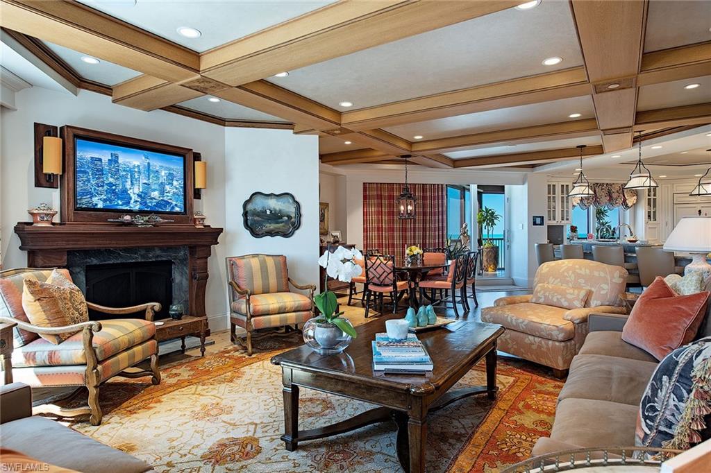 WINDSOR AT BAY COLONY - Residential