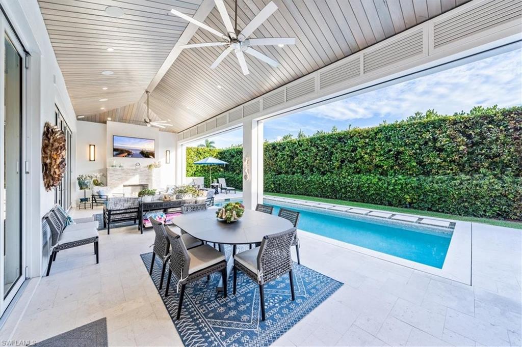 PARK SHORE - Residential