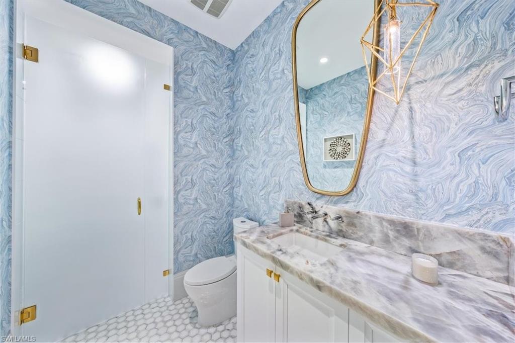 PARK SHORE - Residential