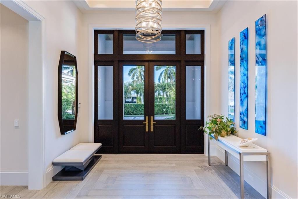 PARK SHORE - Residential