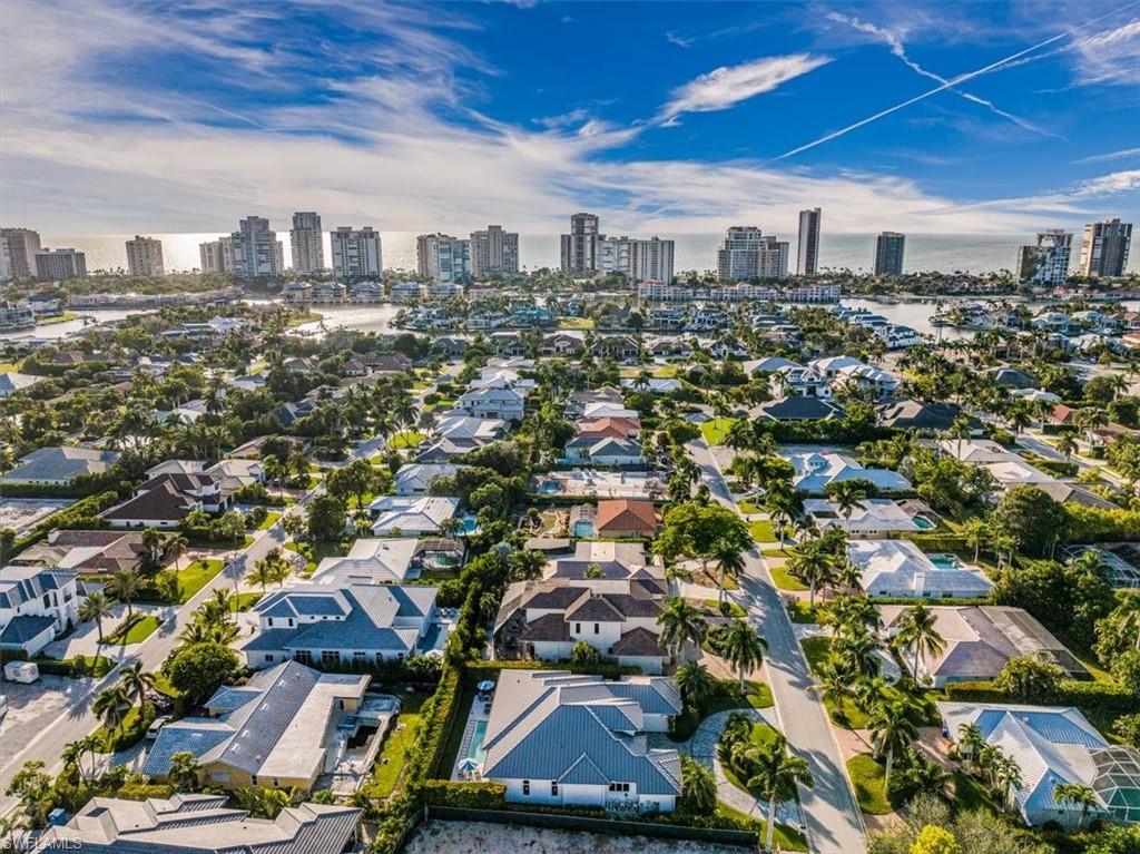 PARK SHORE - Residential