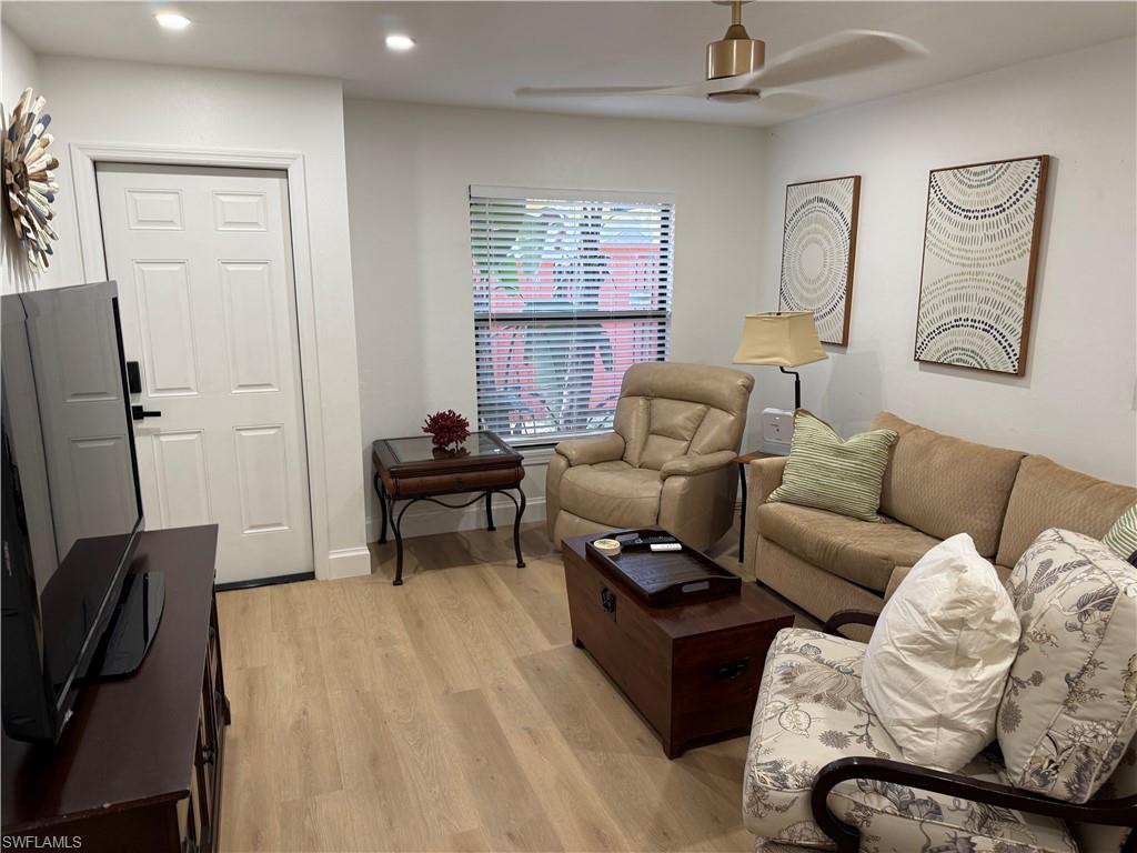 IMPERIAL SHORES - Residential Lease