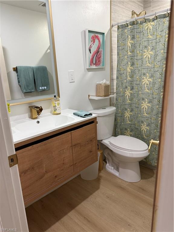 IMPERIAL SHORES - Residential Lease