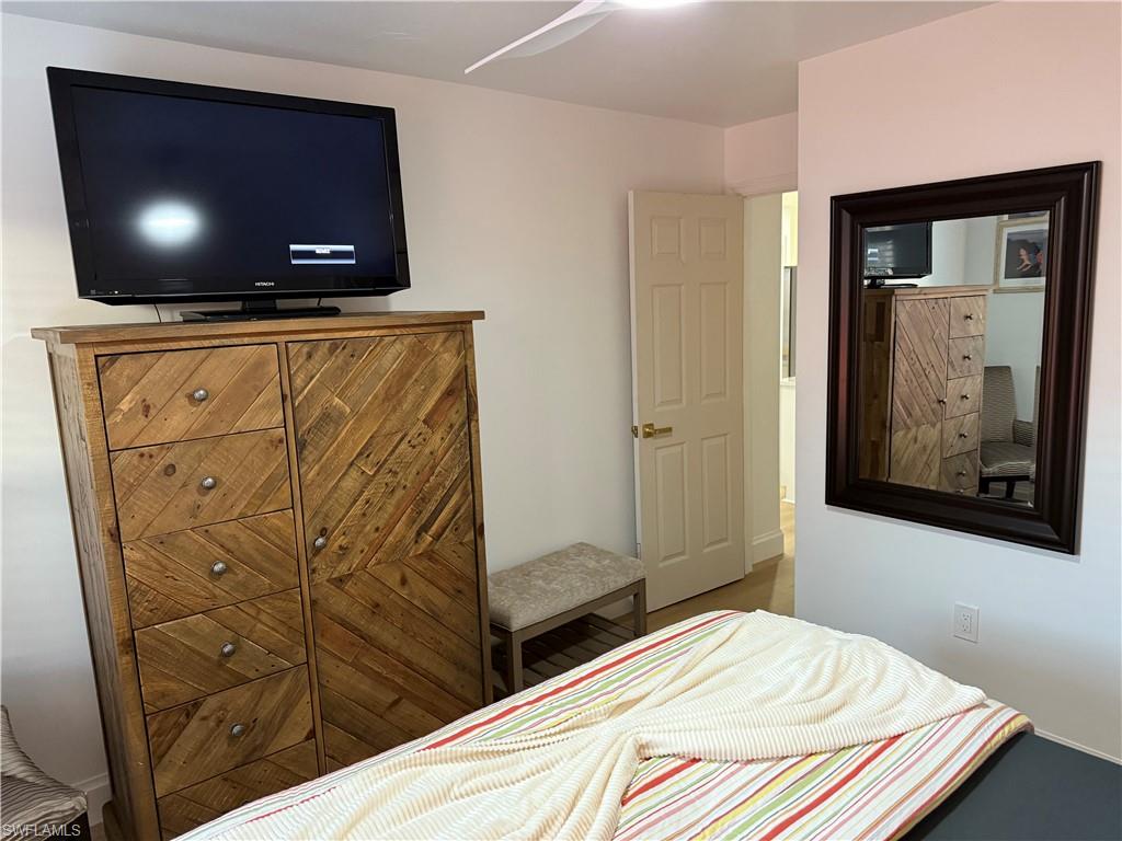 IMPERIAL SHORES - Residential Lease