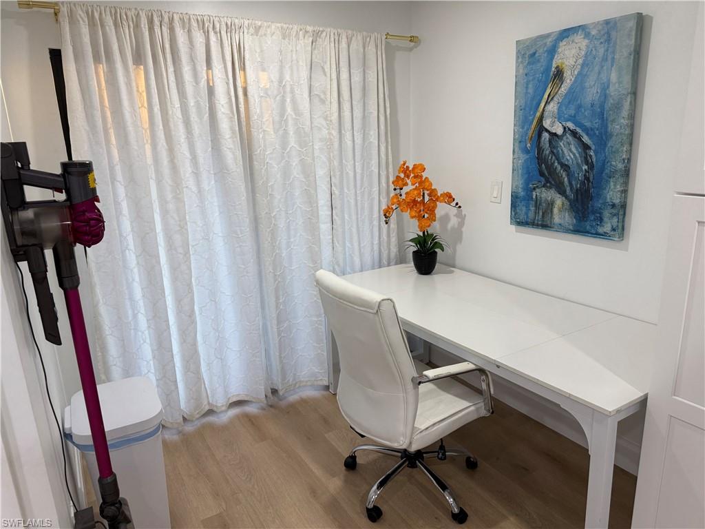 IMPERIAL SHORES - Residential Lease