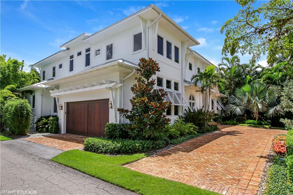 OLDE NAPLES - Residential