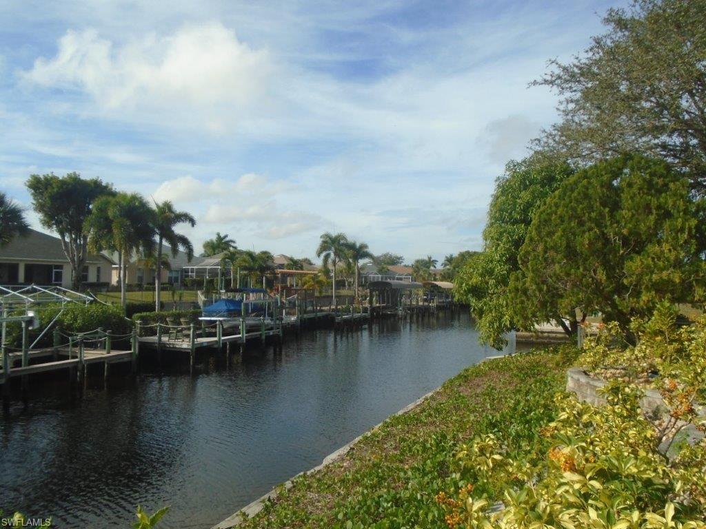 SUBURBAN PARK - Residential Lease