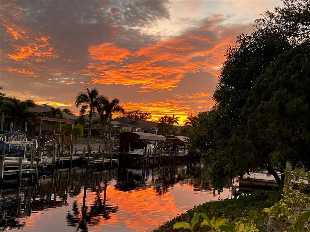 SUBURBAN PARK - Residential Lease