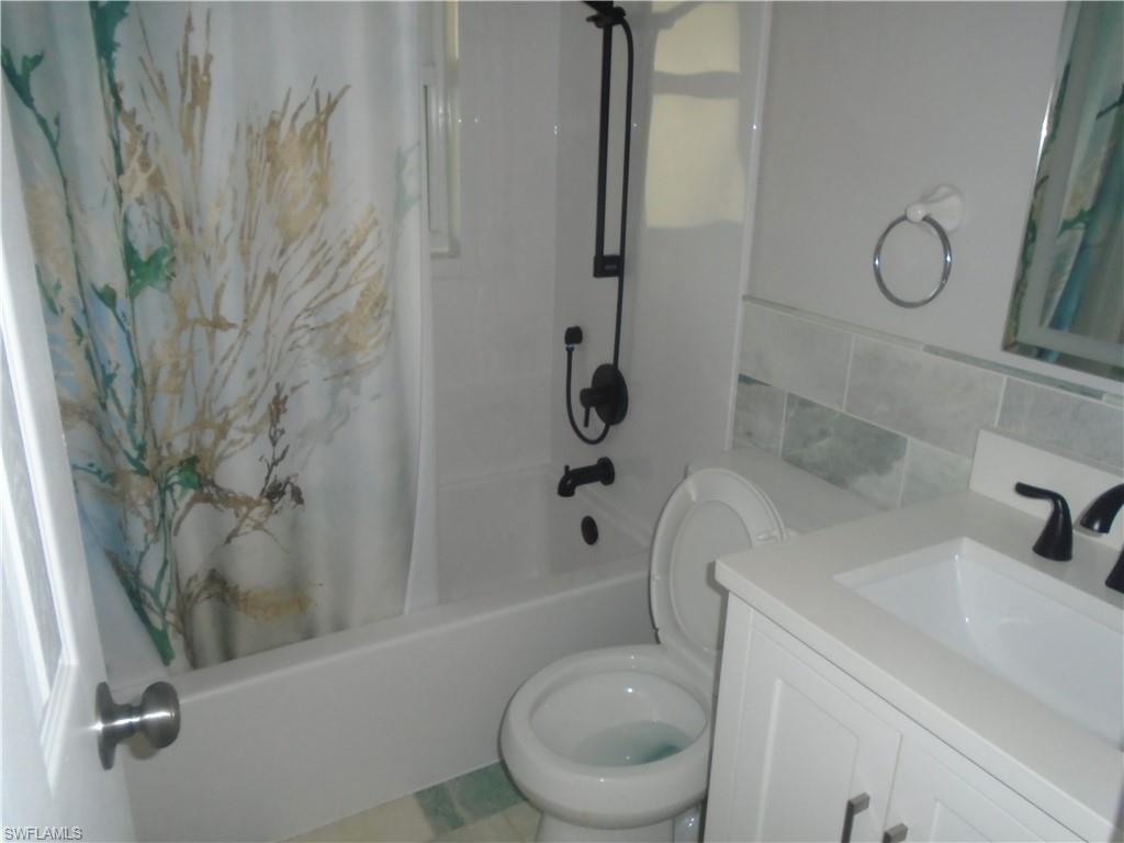 SUBURBAN PARK - Residential Lease