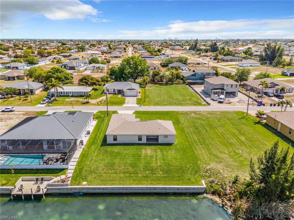 CAPE CORAL - Residential