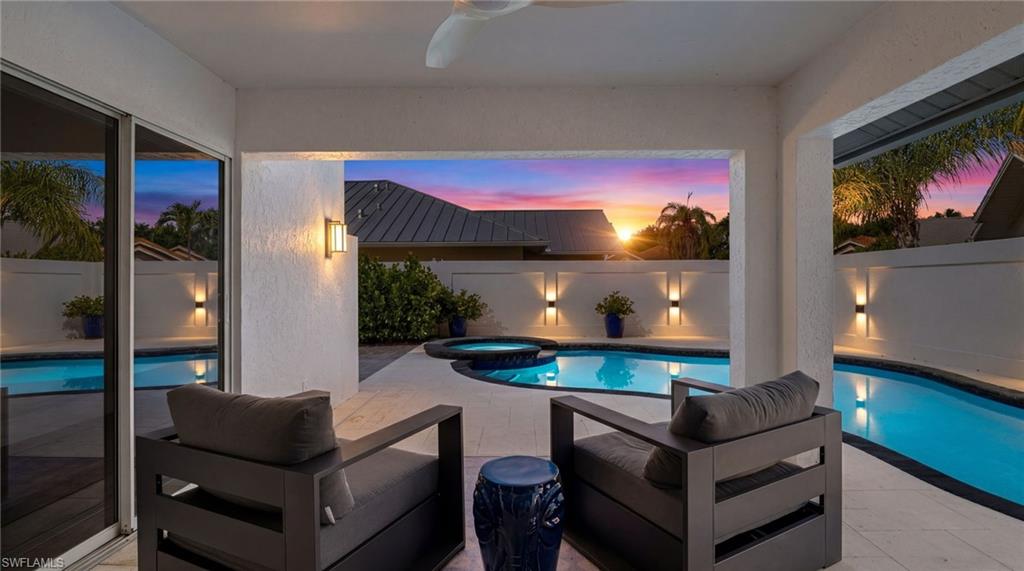 LONGSHORE LAKE - Residential