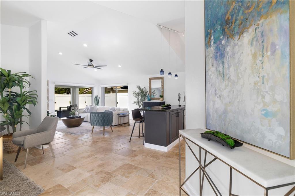 LONGSHORE LAKE - Residential