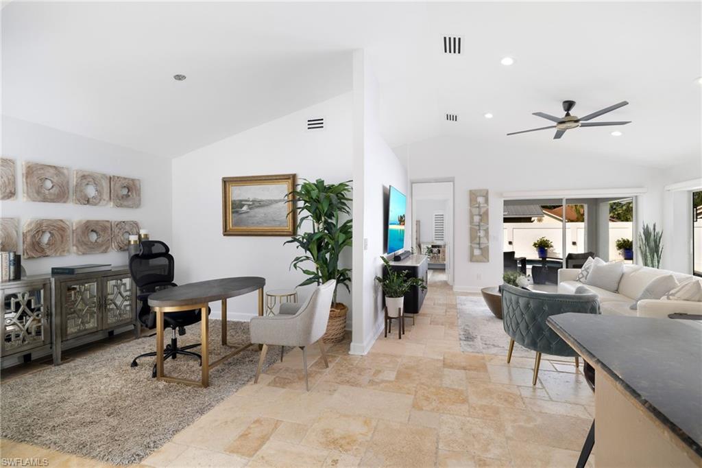 LONGSHORE LAKE - Residential