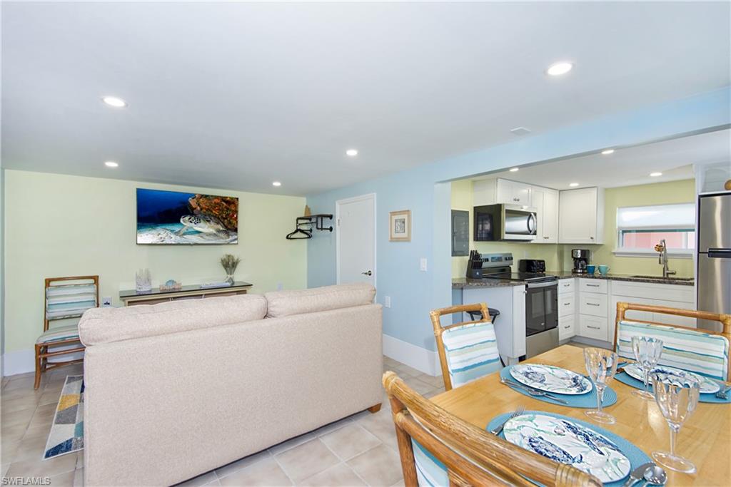 SEAGRAPE COLONY - Residential