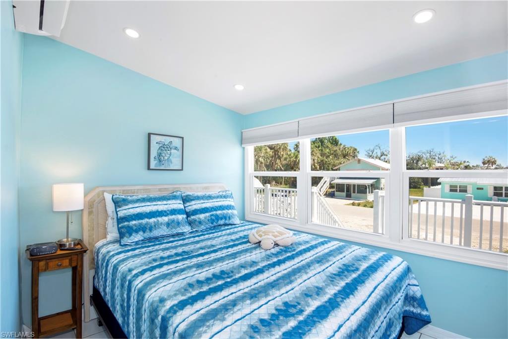 SEAGRAPE COLONY - Residential