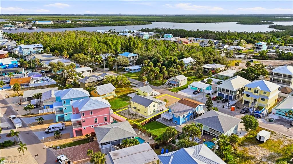 SEAGRAPE COLONY - Residential