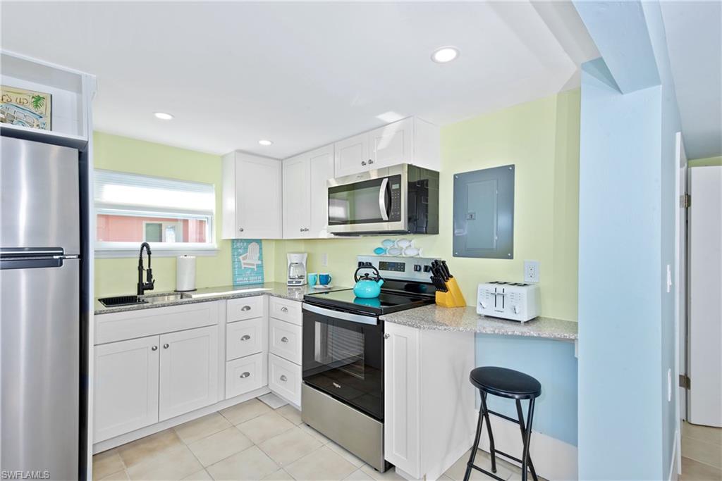 SEAGRAPE COLONY - Residential