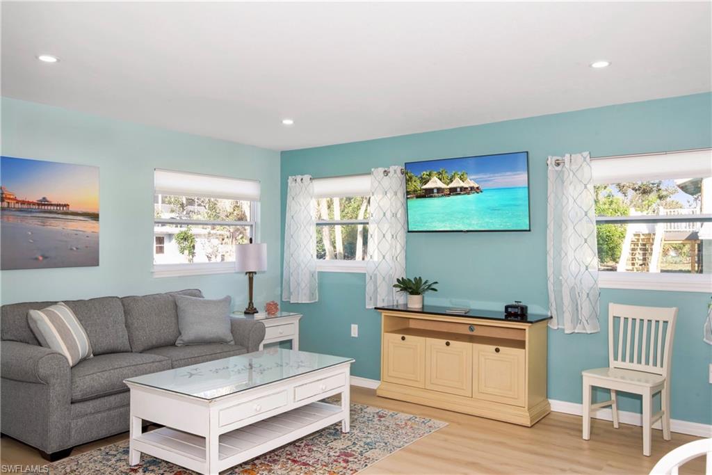 SEAGRAPE COLONY - Residential