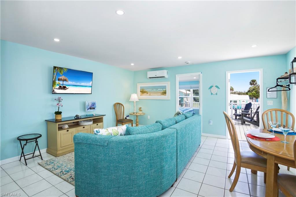 SEAGRAPE COLONY - Residential