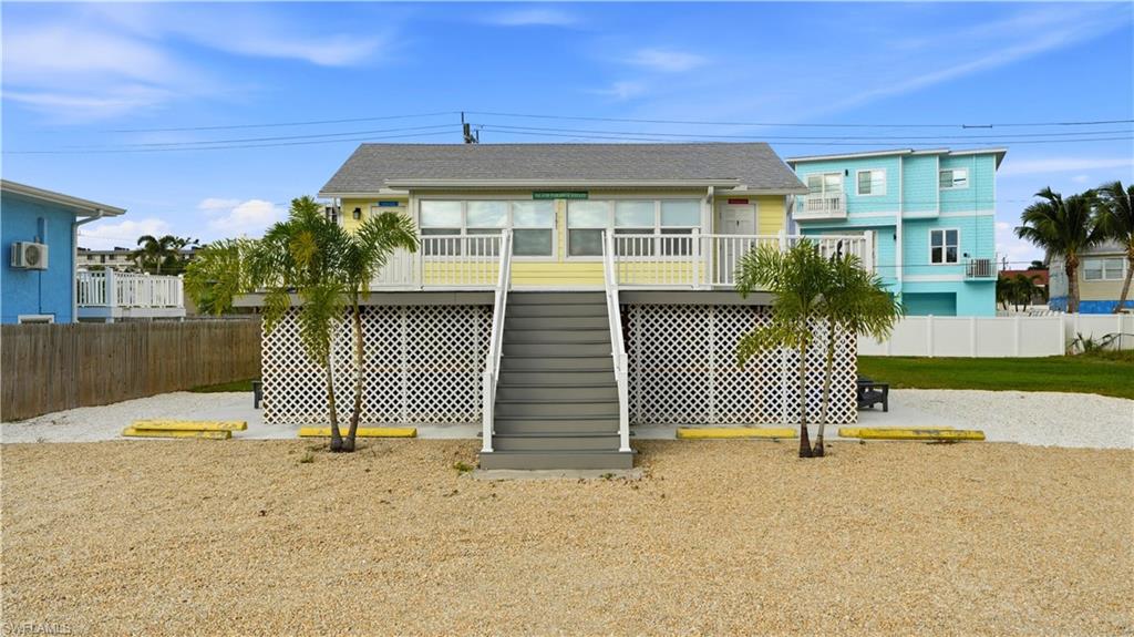 SEAGRAPE COLONY - Residential