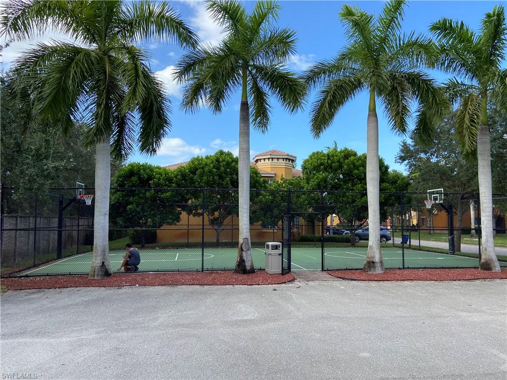 COPPER OAKS - Residential