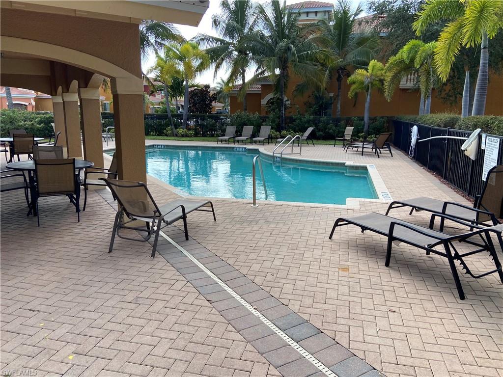 COPPER OAKS - Residential