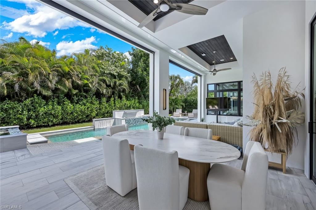 PARK SHORE - Residential