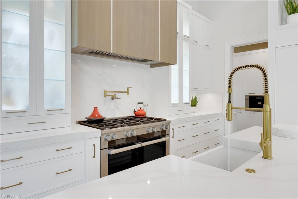 PARK SHORE - Residential