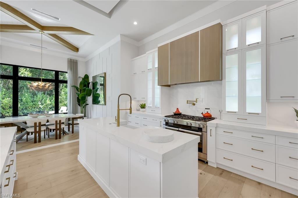 PARK SHORE - Residential