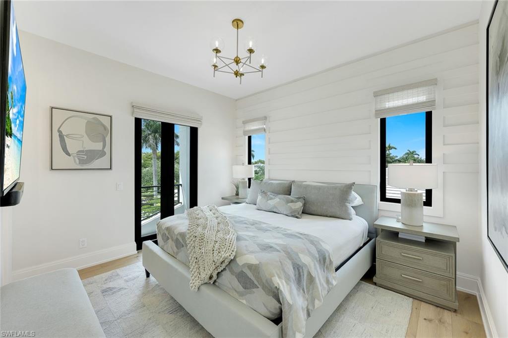 PARK SHORE - Residential