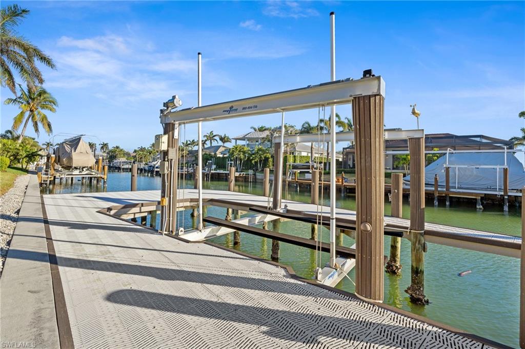 MARCO ISLAND - Residential