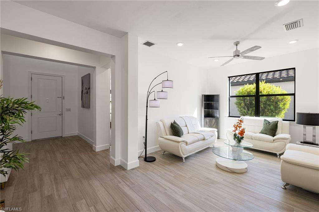 19824 Beverly Park RD