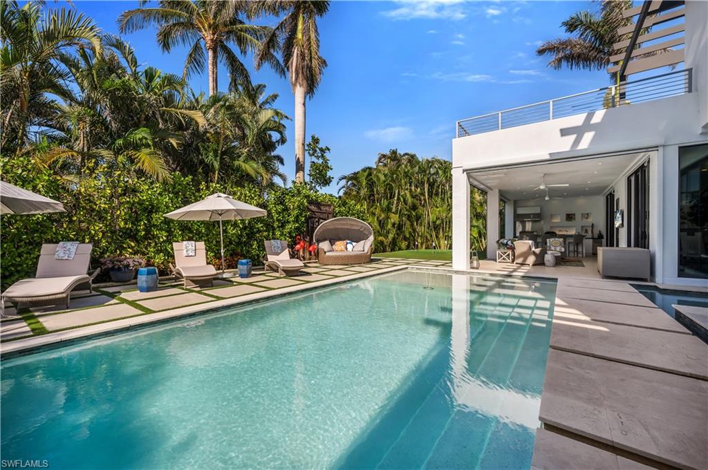 PARK SHORE - Residential