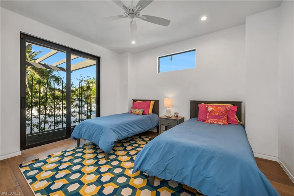 PARK SHORE - Residential