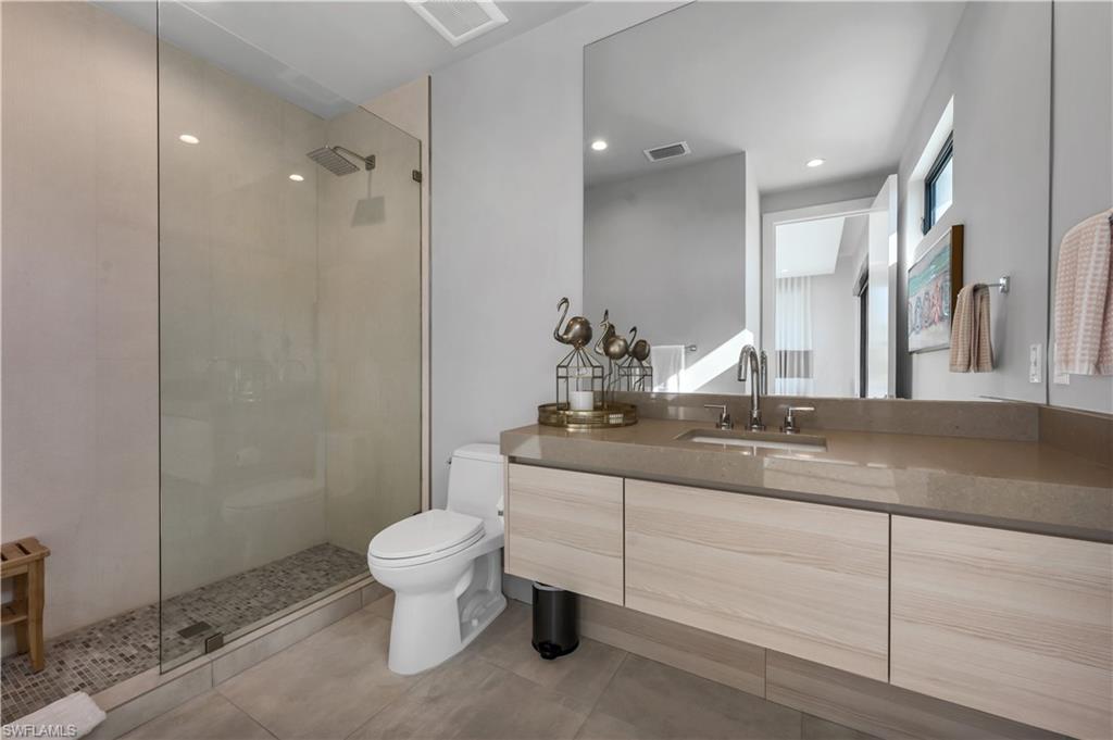 PARK SHORE - Residential