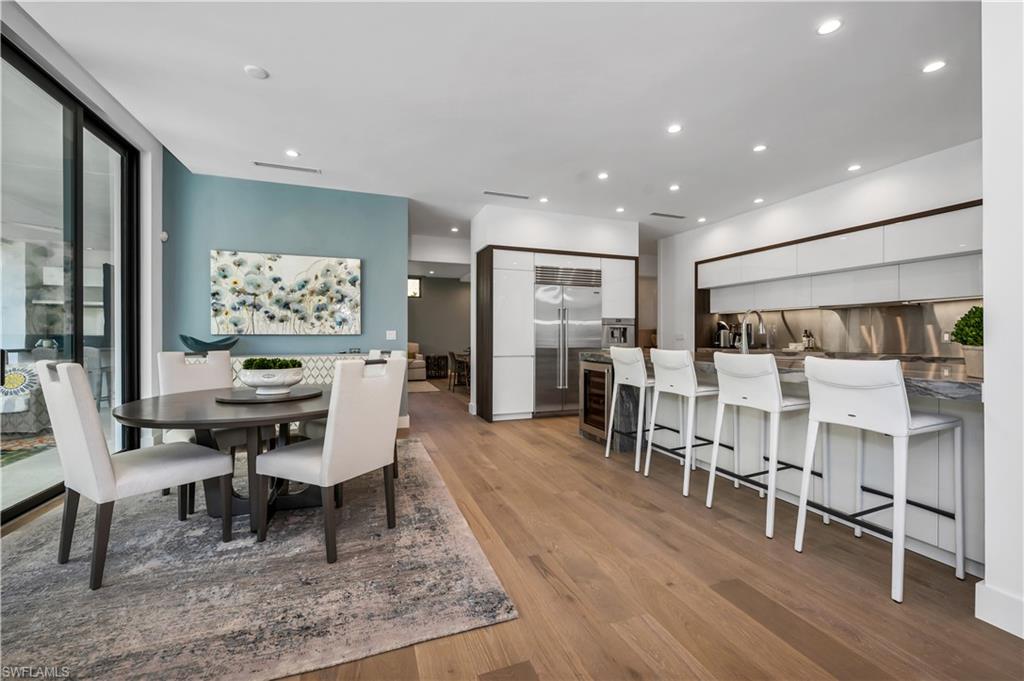 PARK SHORE - Residential