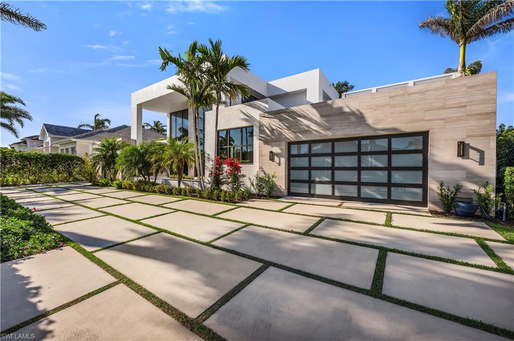 PARK SHORE - Residential