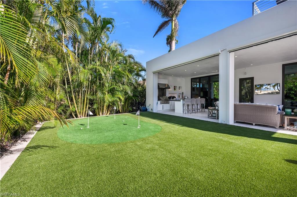 PARK SHORE - Residential