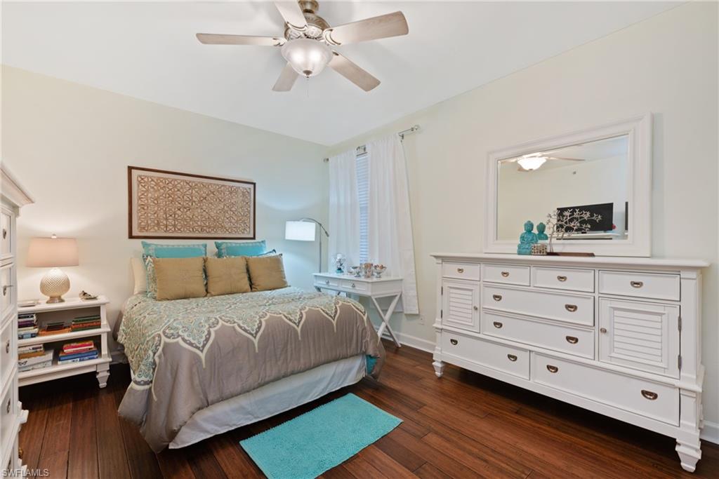 VINTAGE BAY - Residential