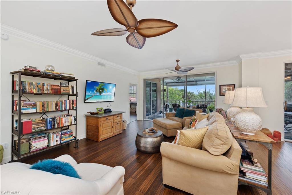 VINTAGE BAY - Residential