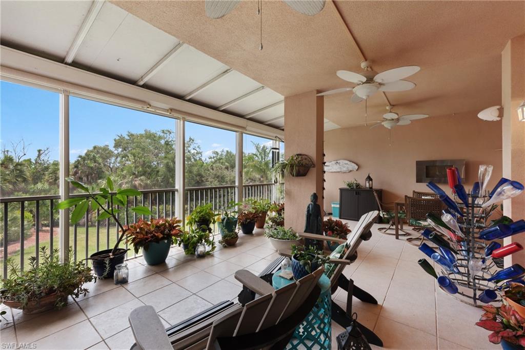 VINTAGE BAY - Residential