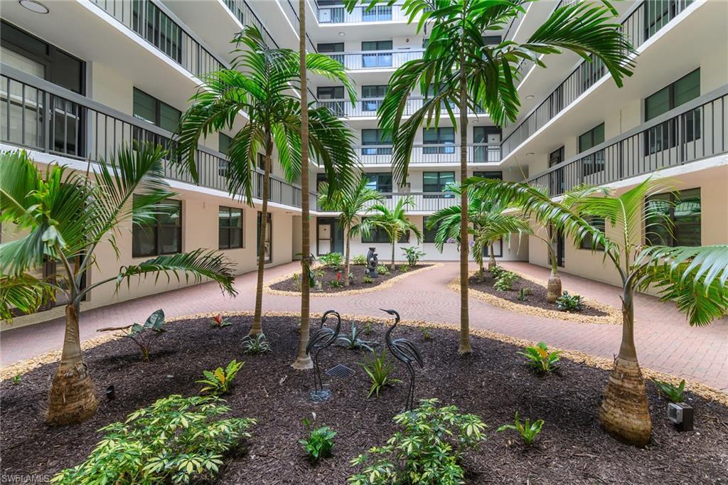 SOUTH SEAS - Residential