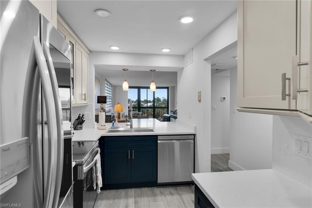 SOUTH SEAS - Residential